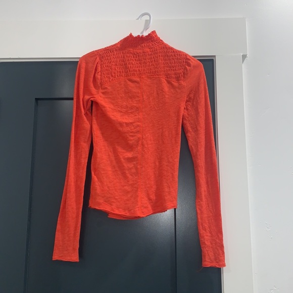 Orange Free People/ We the Free Turtle Neck Size XS no stains - Picture 5 of 8